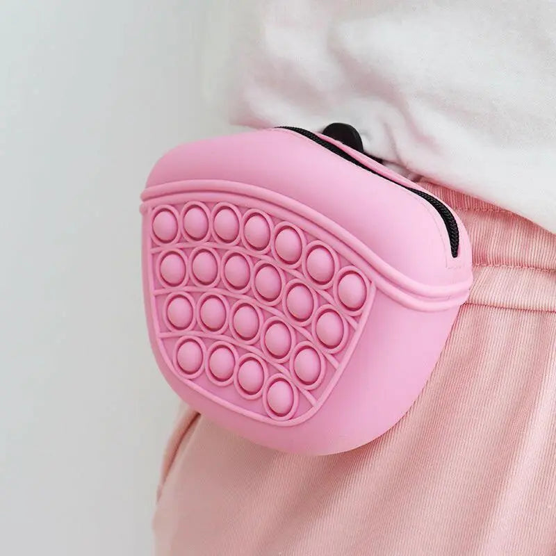 Portable Dog Treat Pouch - Poochi Paws